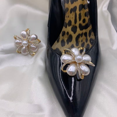 Pearl shoe clips